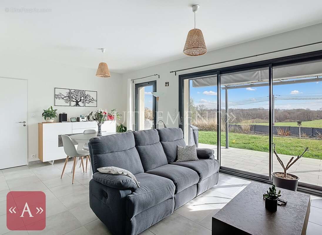 Maison à MONTASTRUC-LA-CONSEILLERE