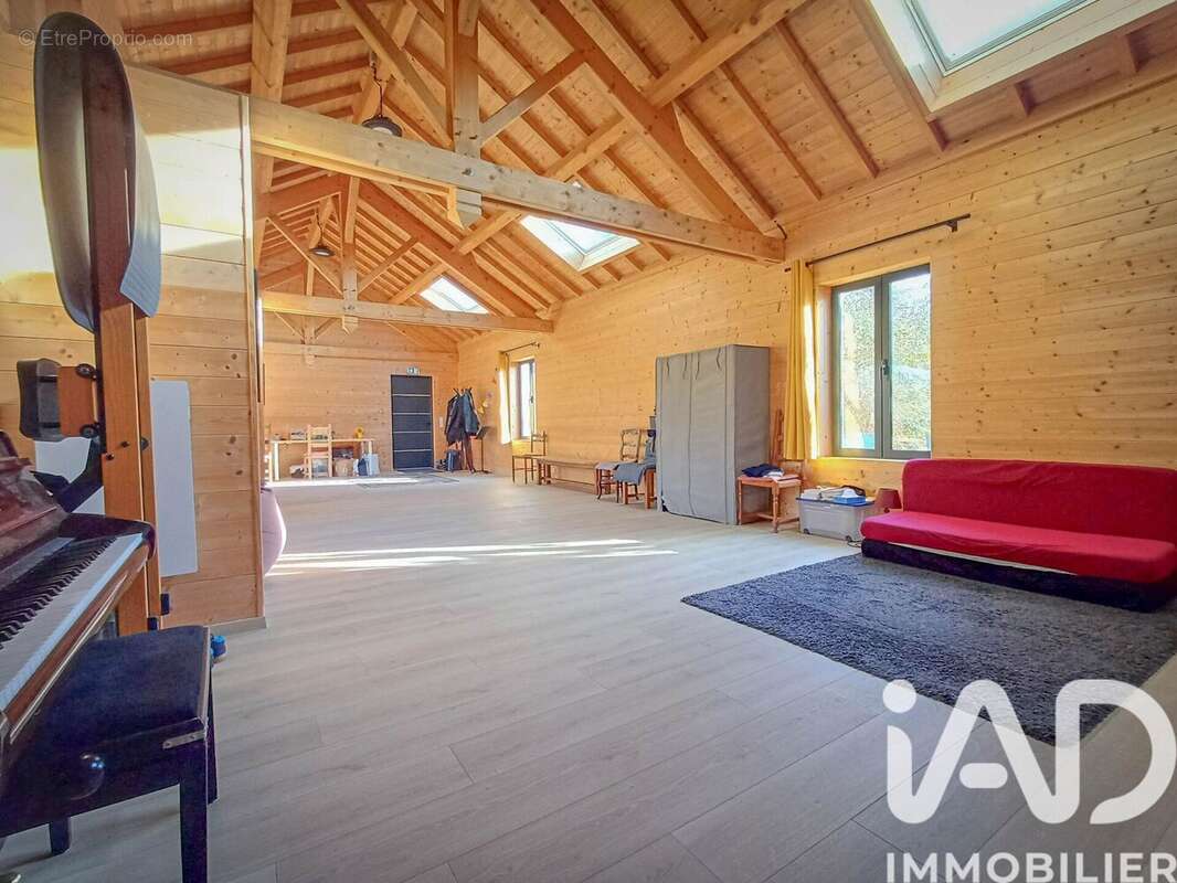 Maison 245 m² à Saint-Berain-Sur-Dheune  - photo 9