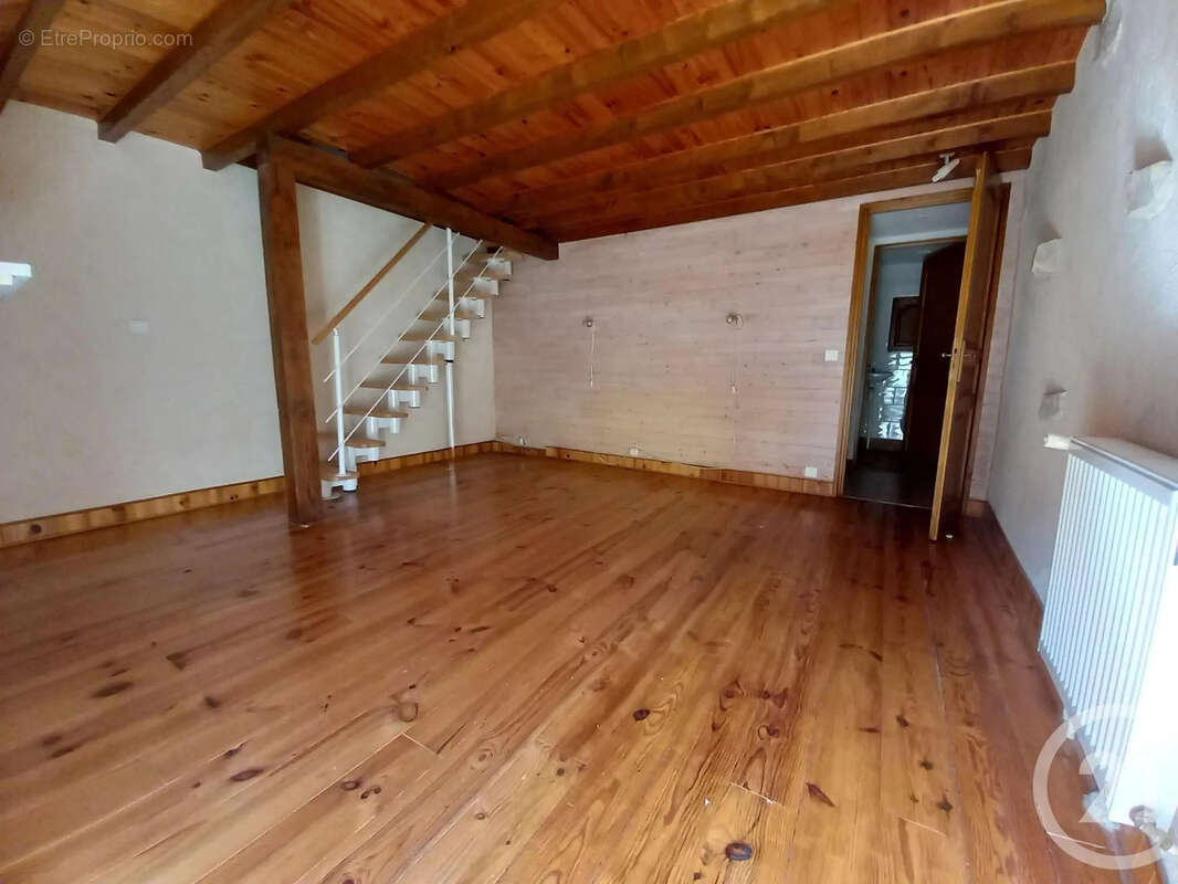 Maison à MAINCY