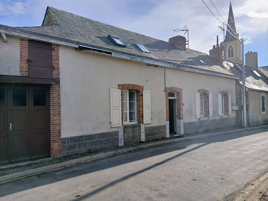 Maison à LE BIGNON-DU-MAINE