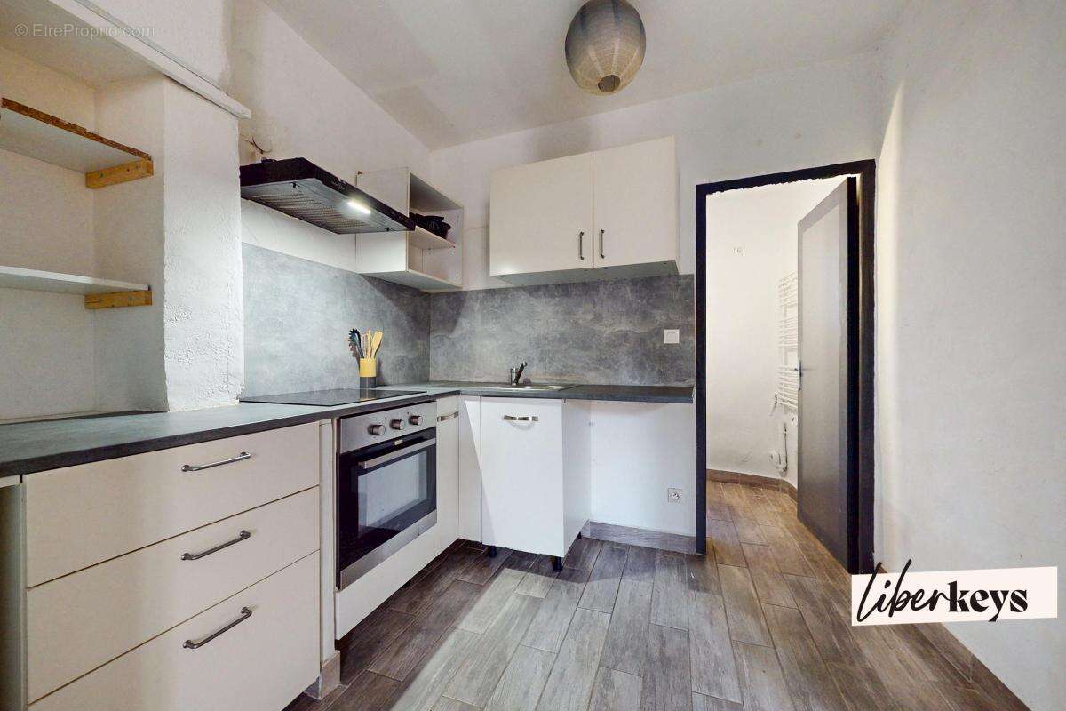 Appartement à SAINT-MAXIMIN-LA-SAINTE-BAUME