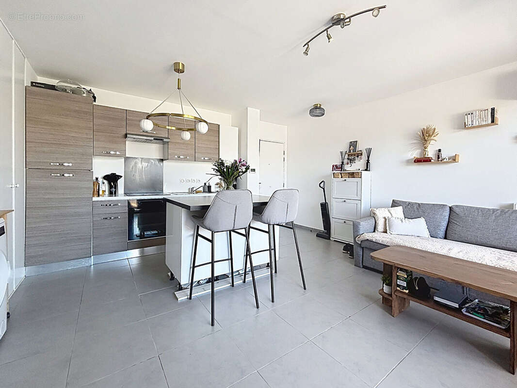 Appartement à VITROLLES