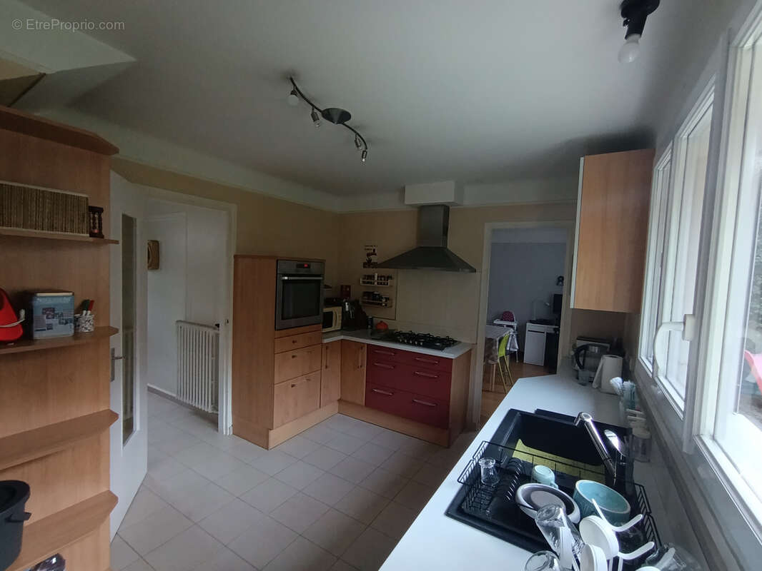 Maison à BURES-SUR-YVETTE