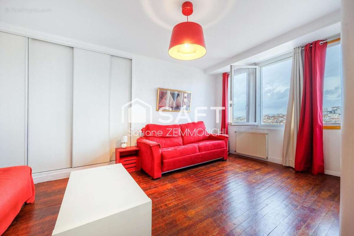 Photo 3 - Appartement à MARSEILLE-1E