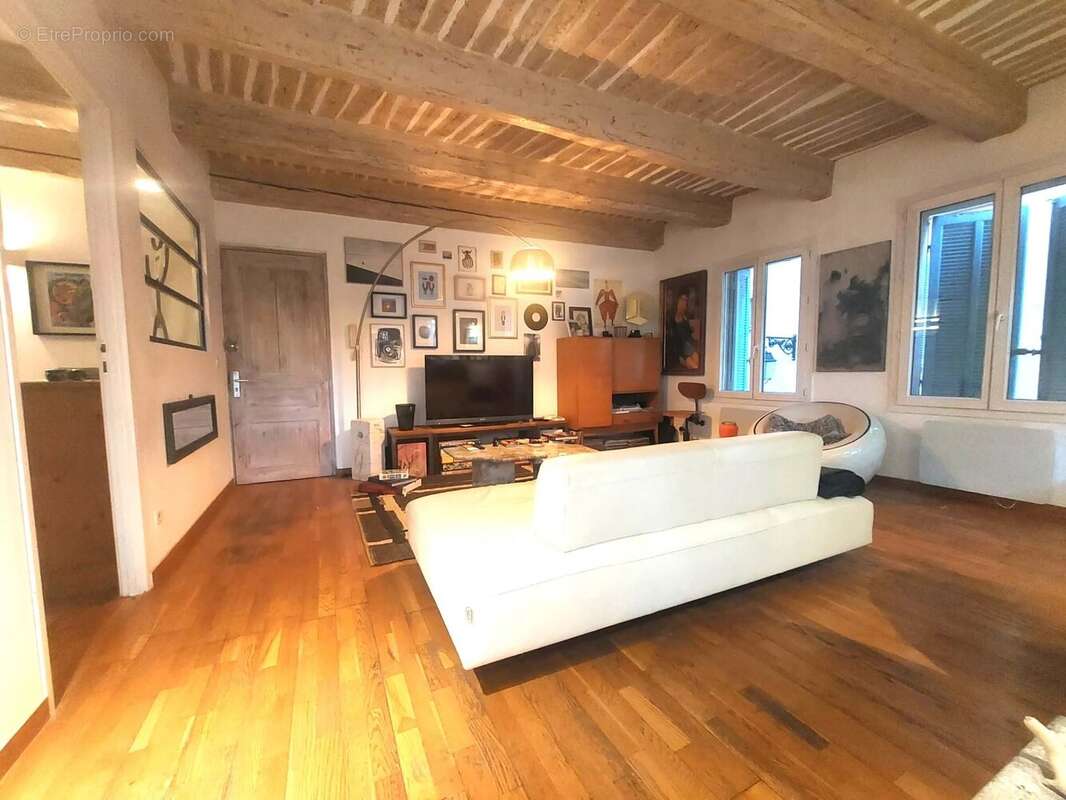 Appartement à SANARY-SUR-MER