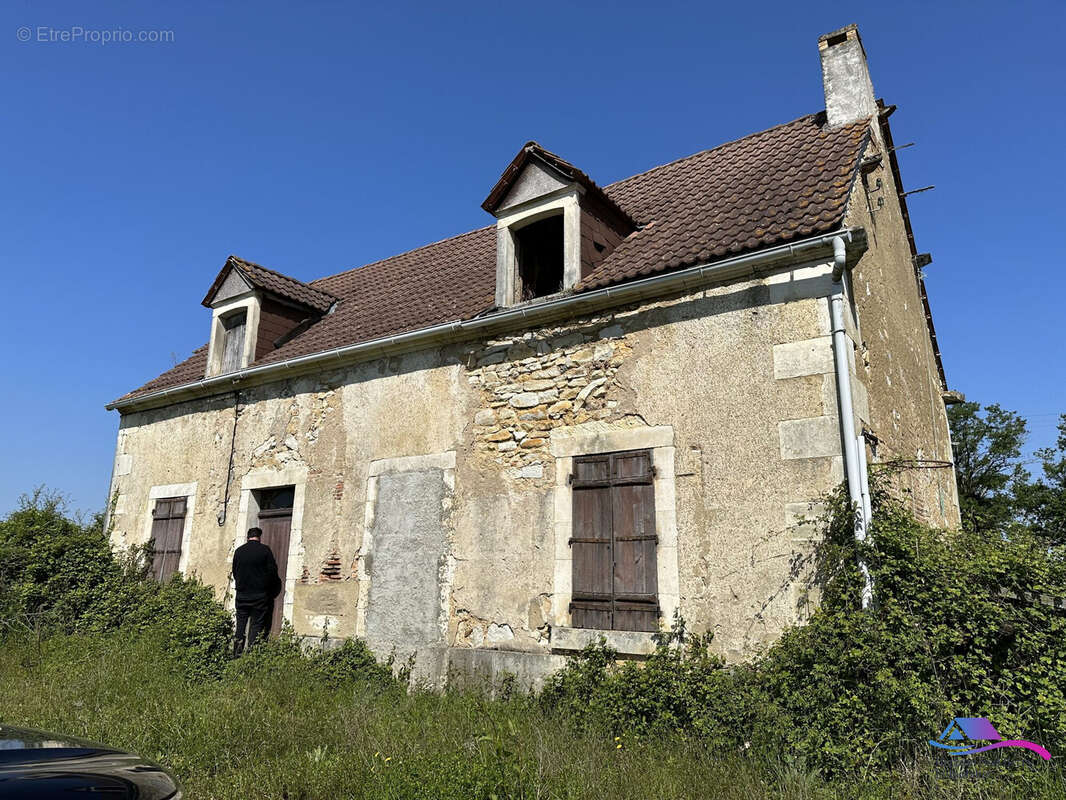 Dépandance - Maison à TOUCHAY