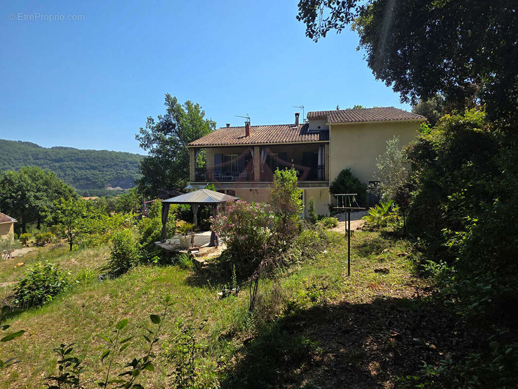 Grande maison familiale avec 6 chambres - photo 12