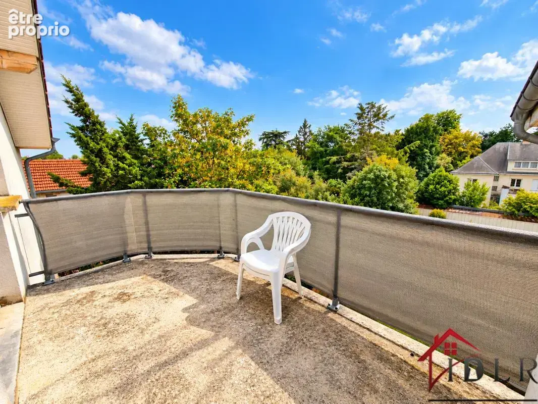 Appartement t3 lumineux avec terrasse et 2 parkings   vitry- - photo 9