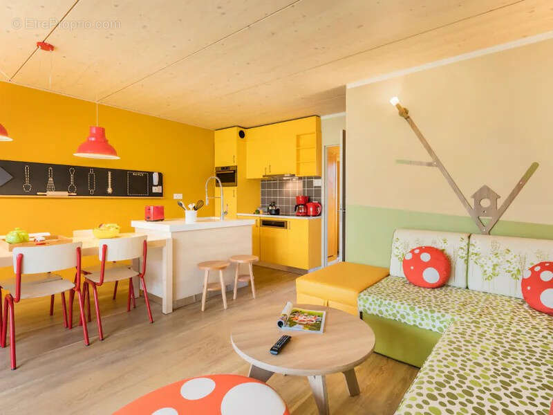 Maison à BAILLY-ROMAINVILLIERS
