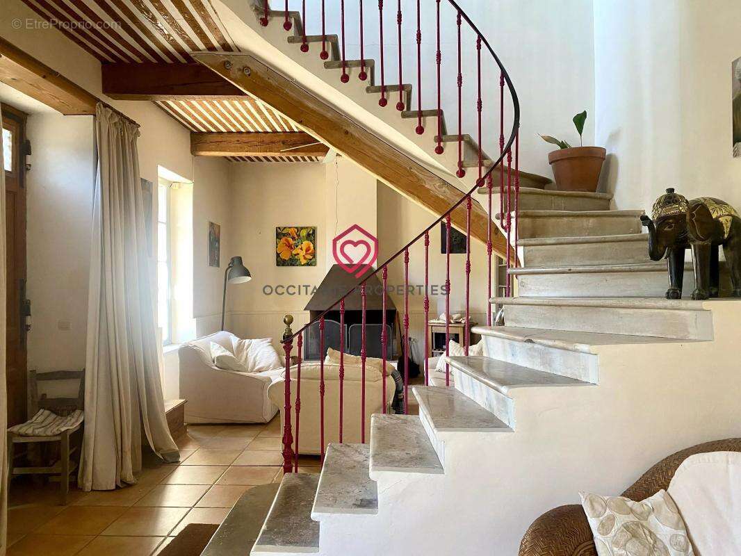 Maison en pierre avec gîte, jardin et piscine - photo 4