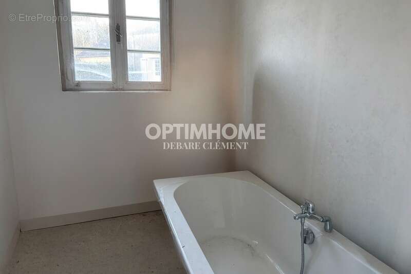 Maison à AZAY-SUR-THOUET