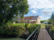 Maison à NEUILLE-LE-LIERRE