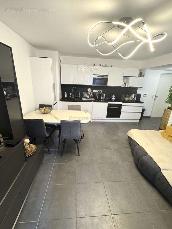 Appartement à MARSEILLE-8E