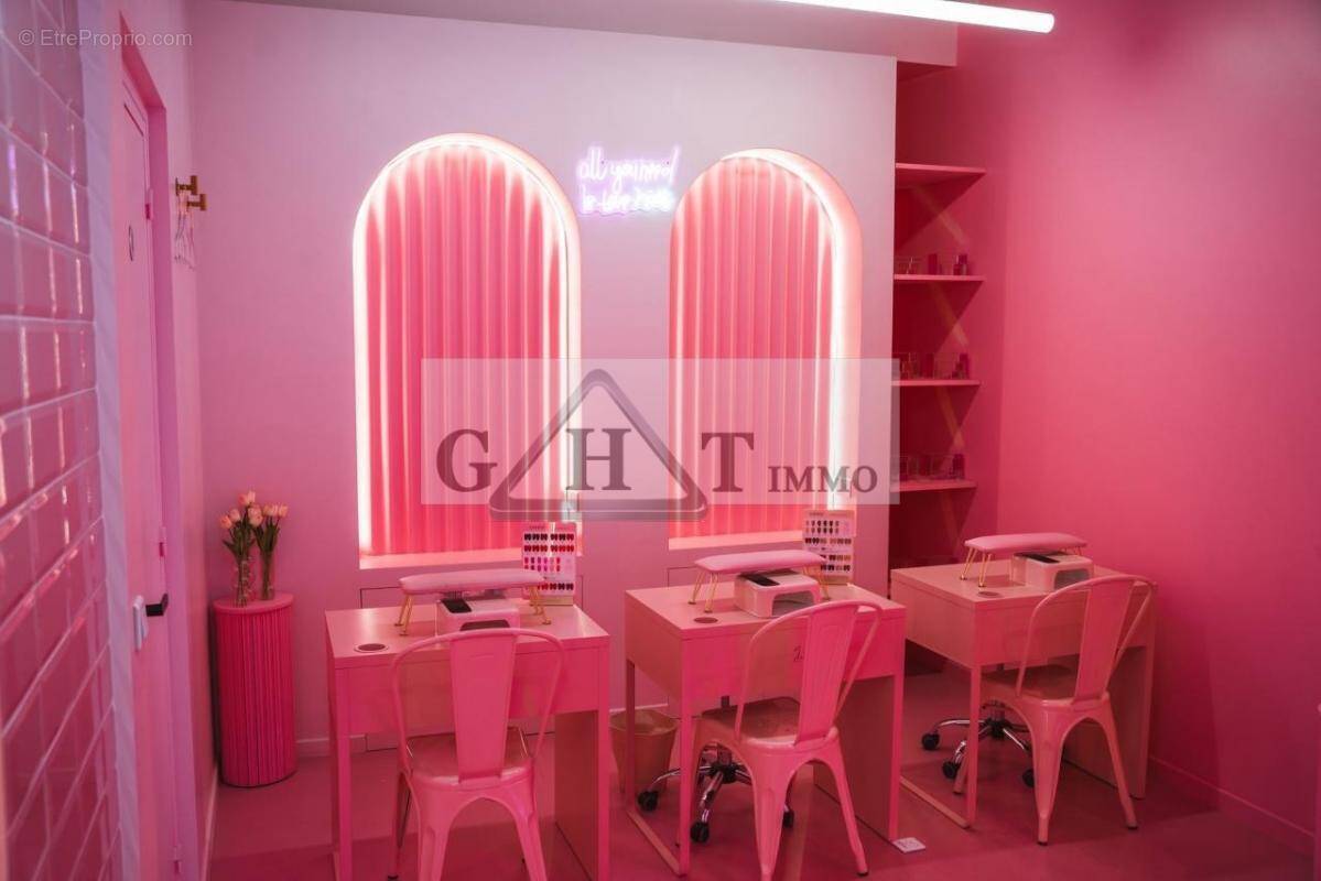 Commerce à PARIS-10E