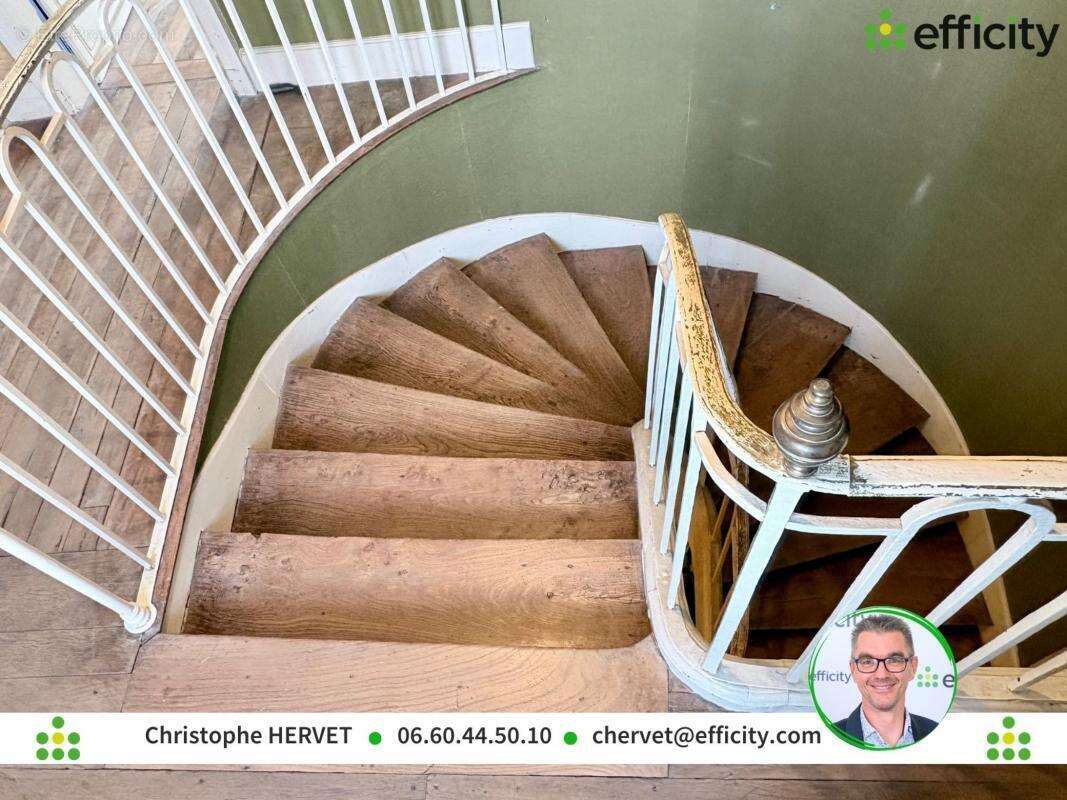 Maison 381 m² à Ruffec  - photo 14