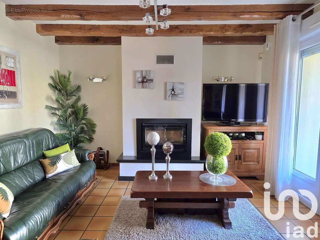 Photo 2 - Maison à LIVRY-GARGAN