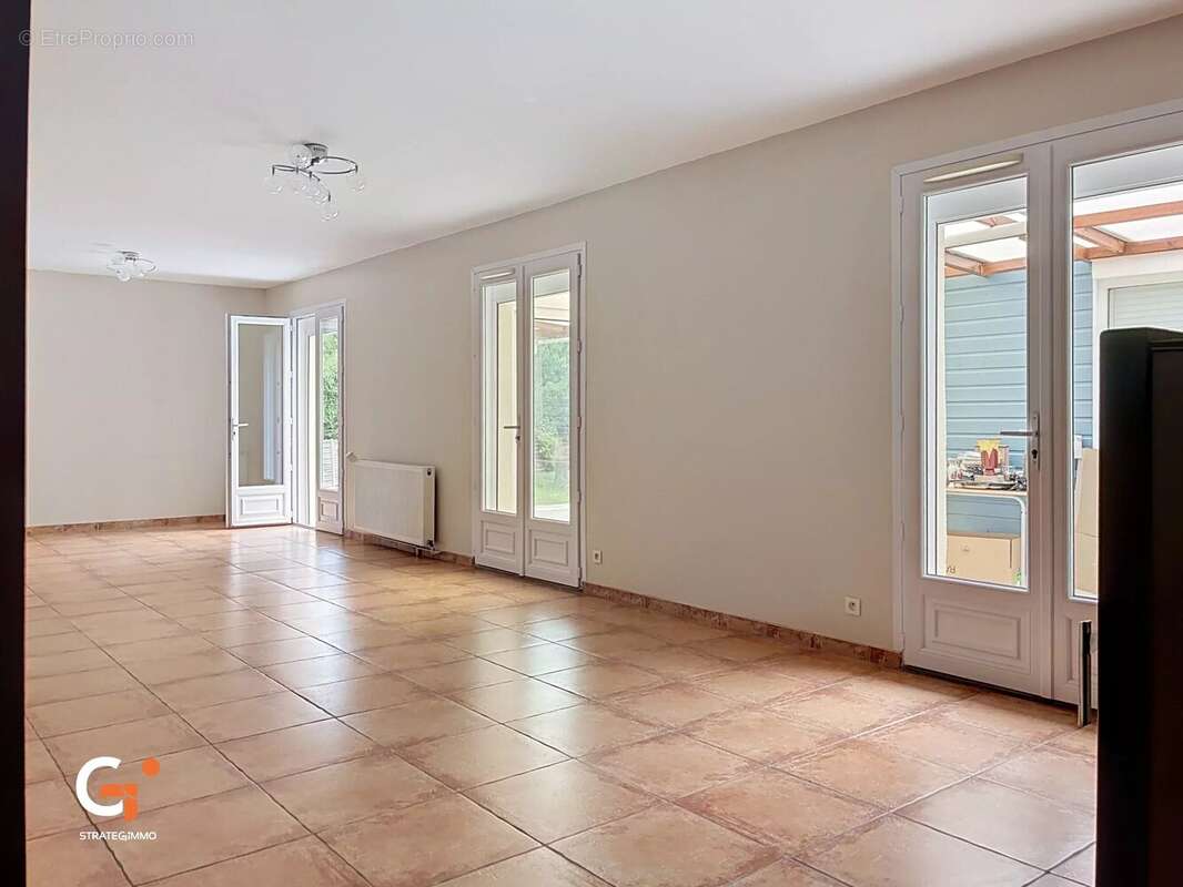 Maison 3 chambres vivable de plain-pied - photo 3