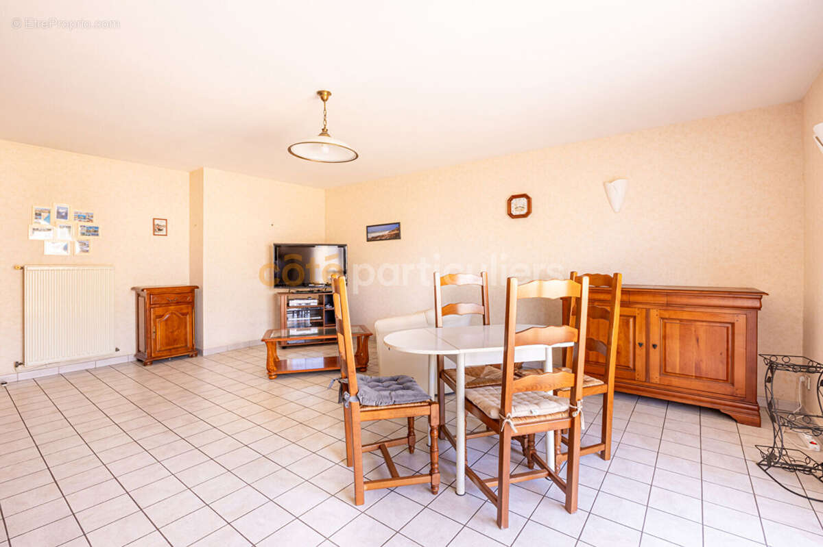 Saint-herblain - bourg - appartement t3 - 71 m2 habitables - terrasses - garage attenant - photo 3