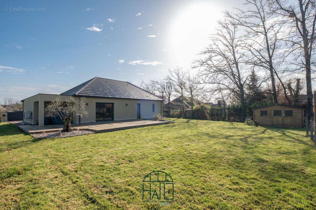 Maison 92 m² à Varetz  - photo 14