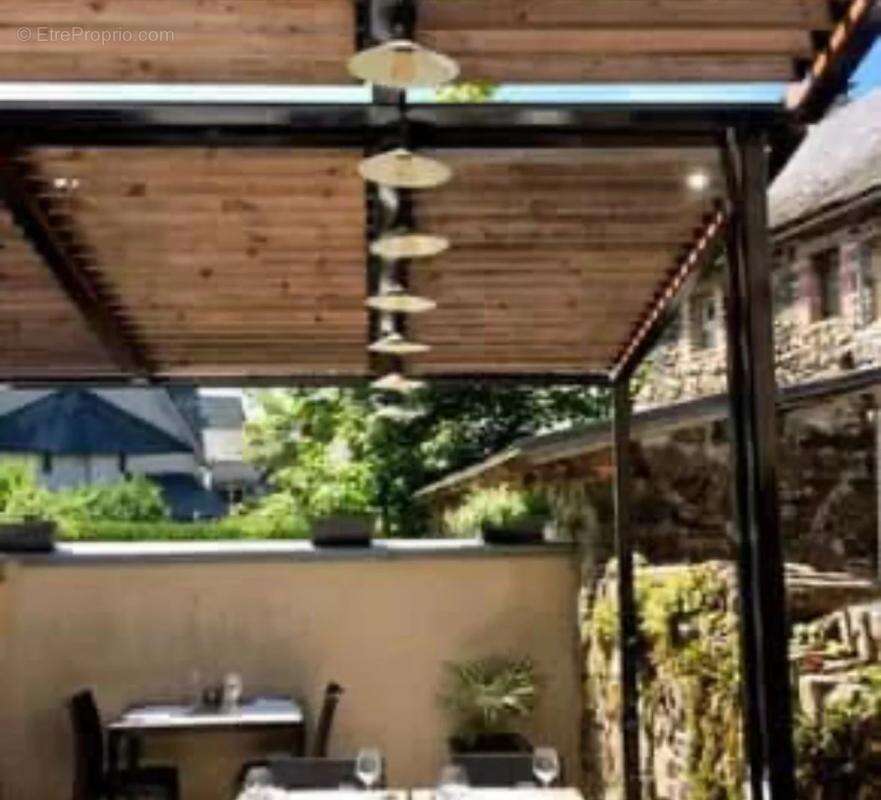 Commerce à LAGUIOLE