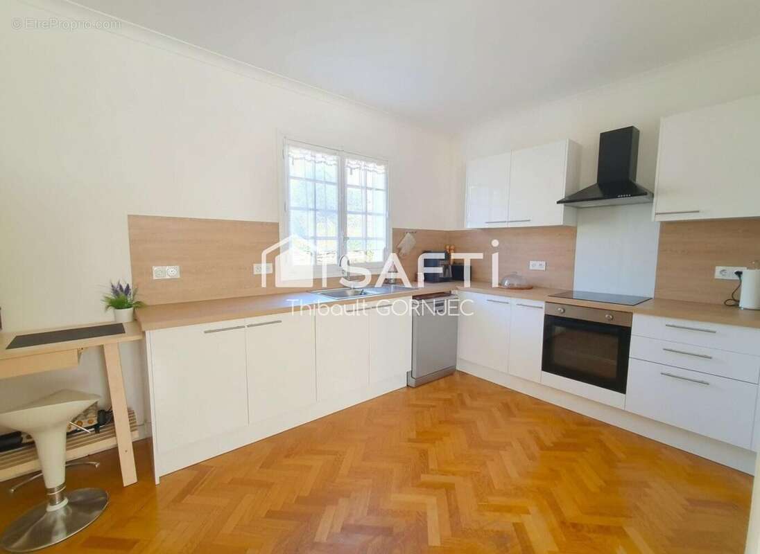 Photo 4 - Maison à VENEUX-LES-SABLONS