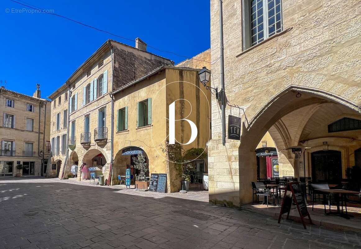 Maison à UZES