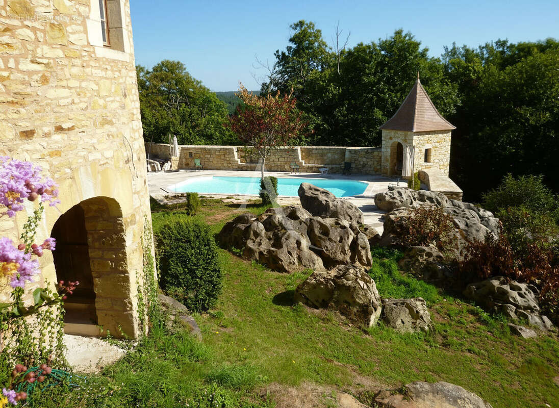 Maison à POMAREDE
