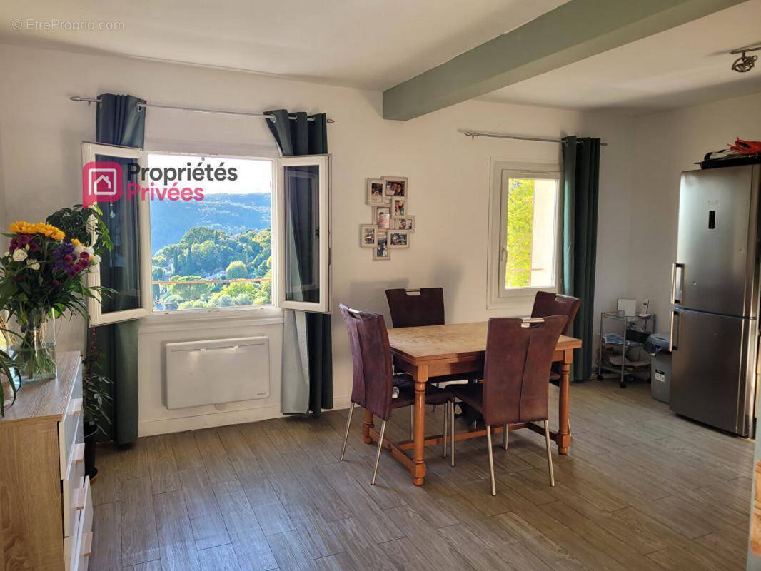 Appartement à CALLIAN
