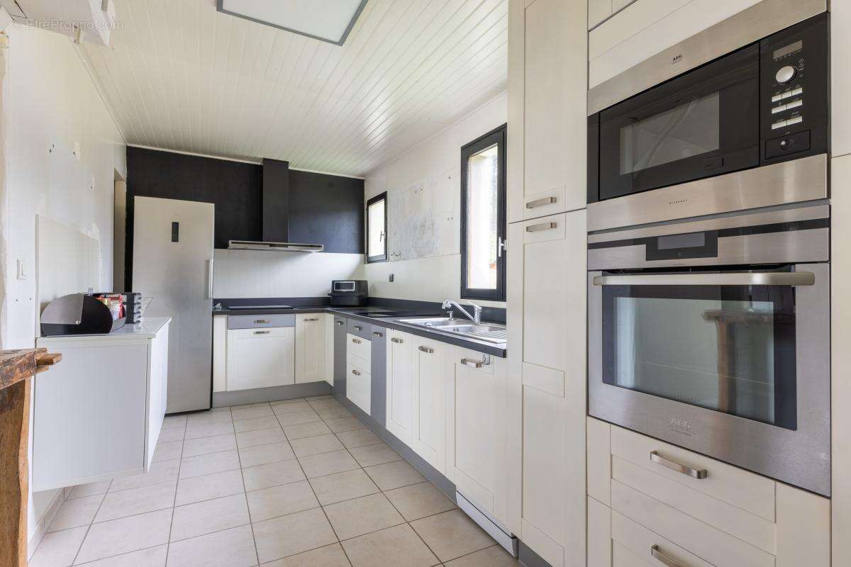 Maison à MORTEFONTAINE-EN-THELLE