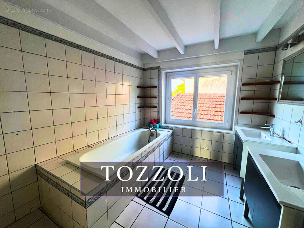Maison Artas 4 pièce(s) 111.9m2 - photo 10