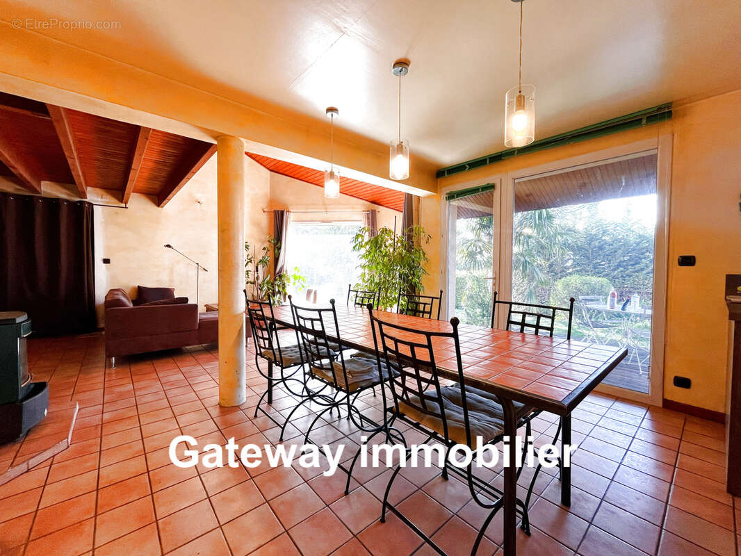 Villa de 124m2 sur les hauteurs de Mirefleurs - photo 6