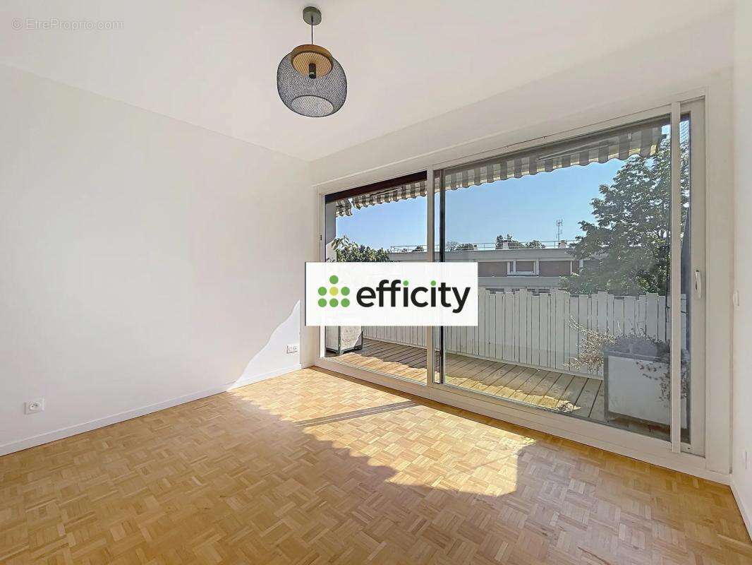 Appartement à CHATENAY-MALABRY