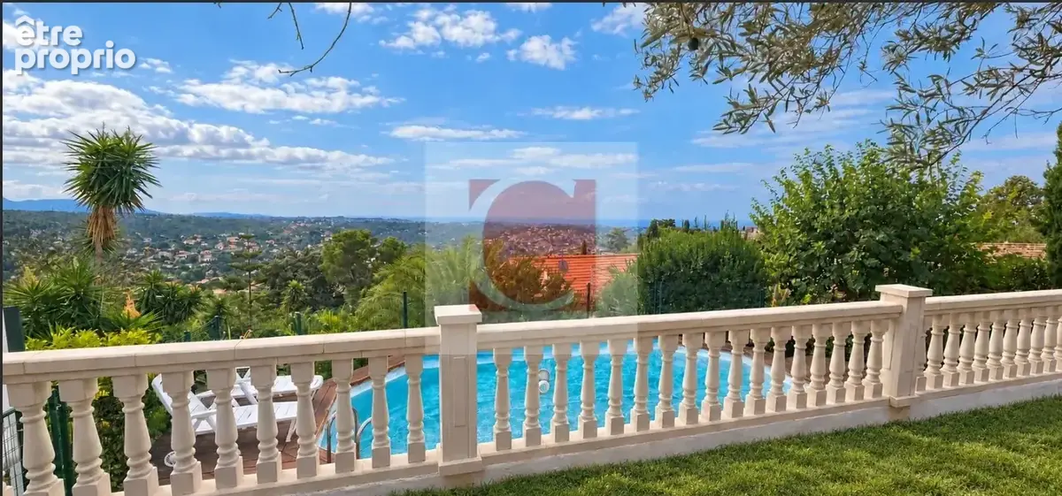 Vence centre maison f4 de 100 m² (habitable) + piscine + terrain + garage et vue mer ! - photo 2