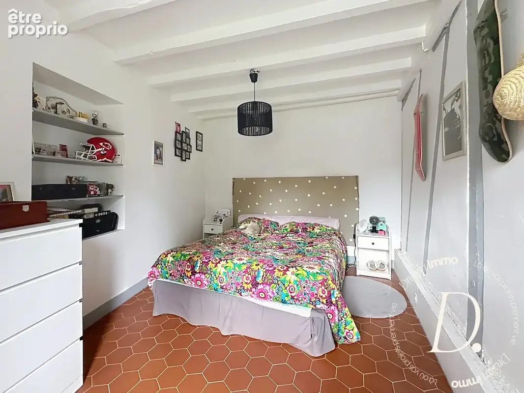 Chambre rez-de-chaussée