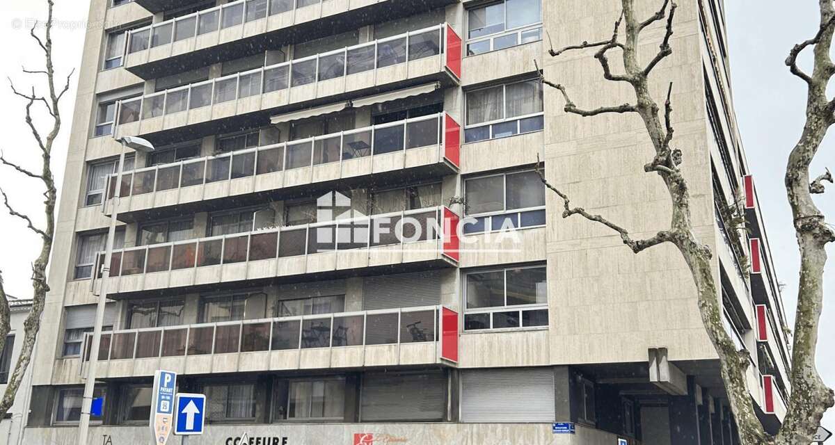 Appartement à MARSEILLE-8E