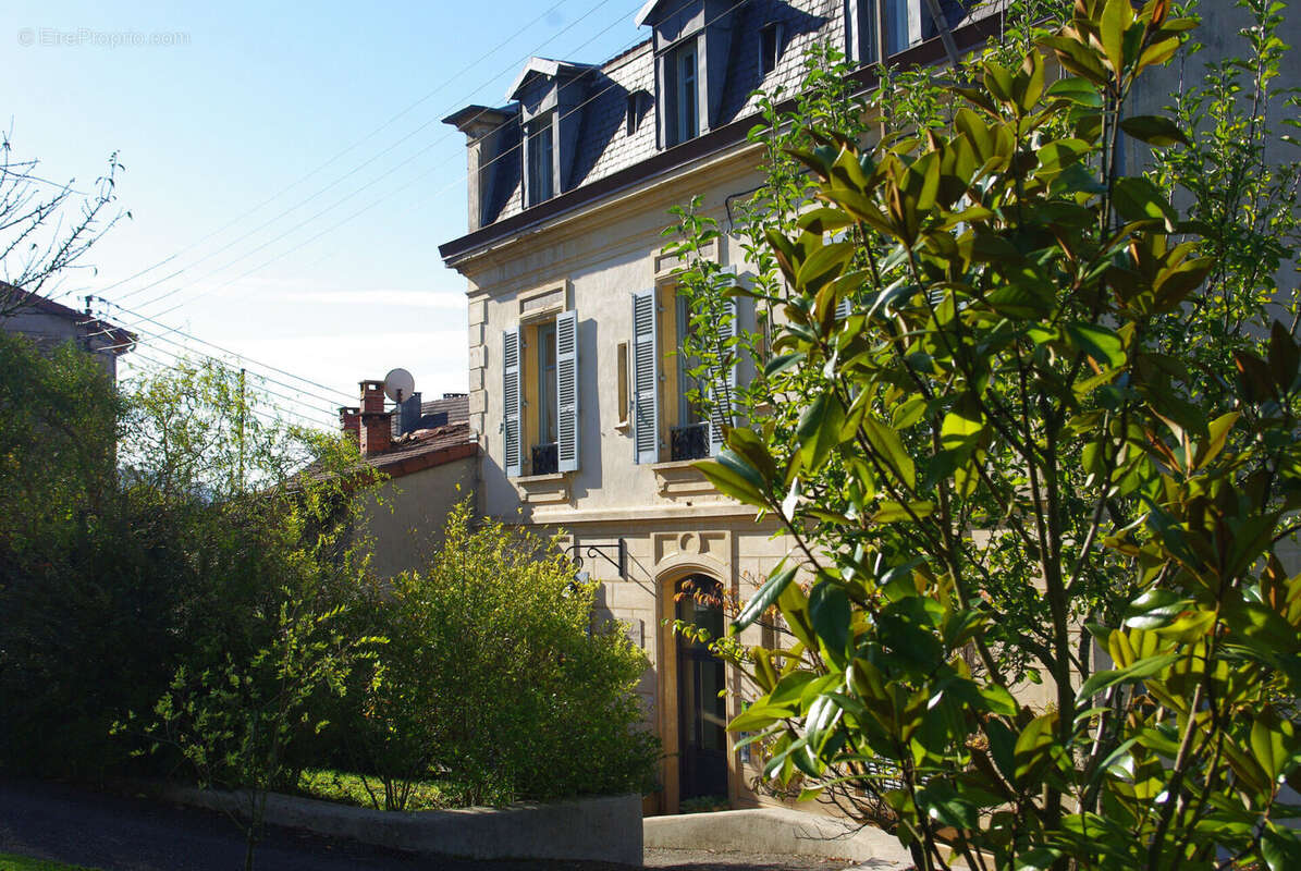 Photo 2 - Maison à LONS-LE-SAUNIER