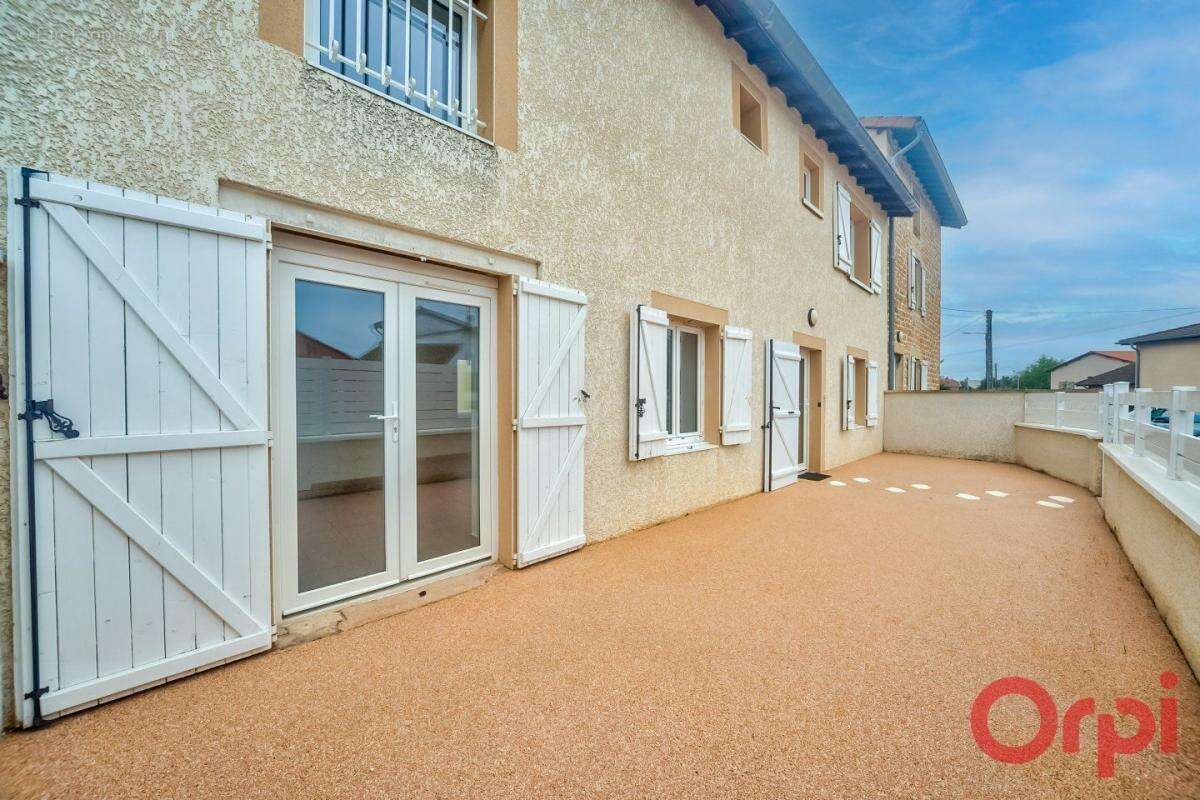 Maison à CHARNAY-LES-MACON