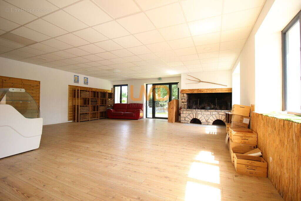 Ensemble immobilier à fort potentiel avec loft + commerce - photo 8