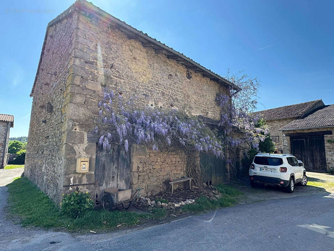 Maison à CHATEAUPONSAC