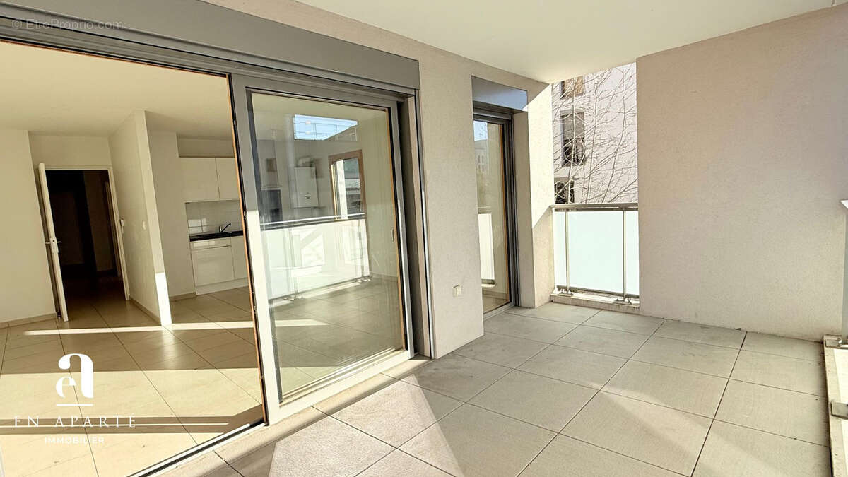 Appartement à LYON-8E