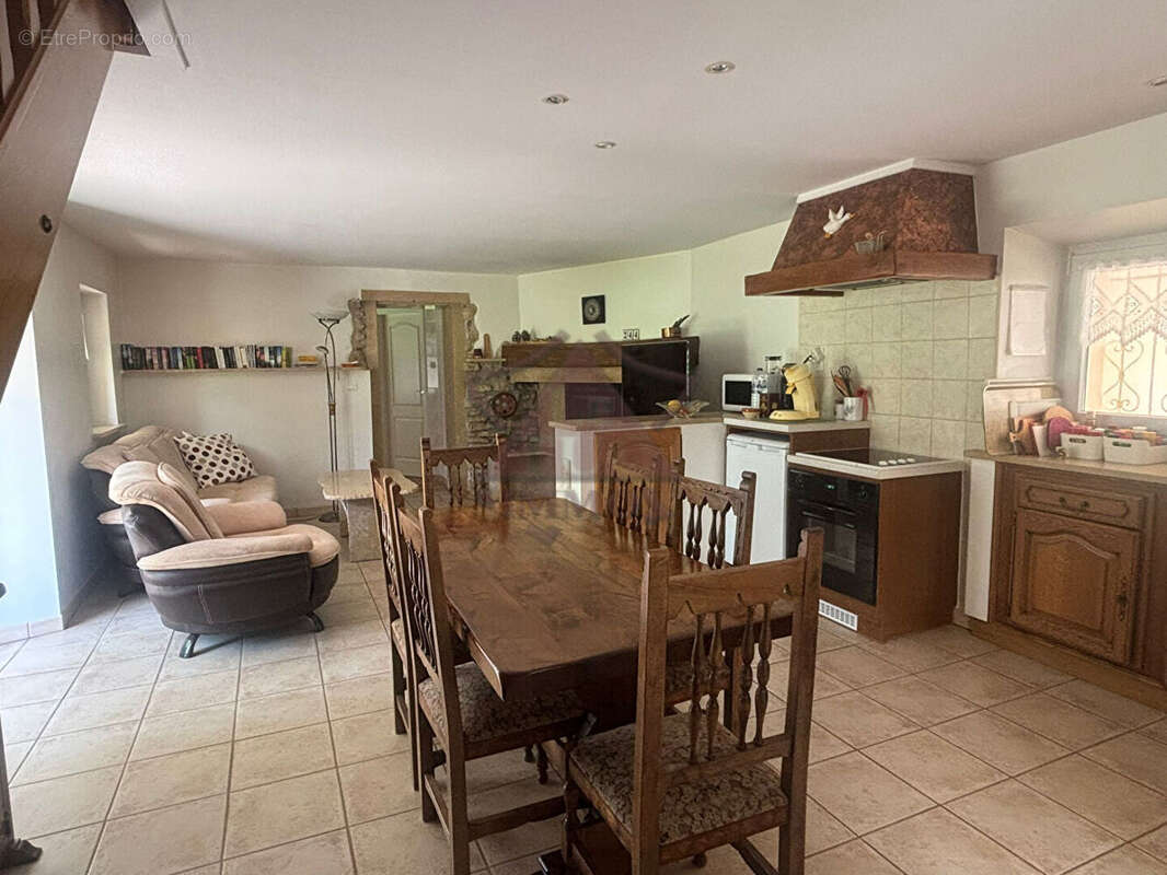 Maison à SAINT-AMBROIX