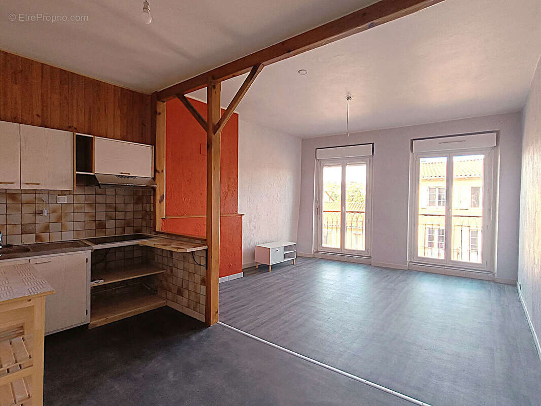 Appartement à ESPALY-SAINT-MARCEL