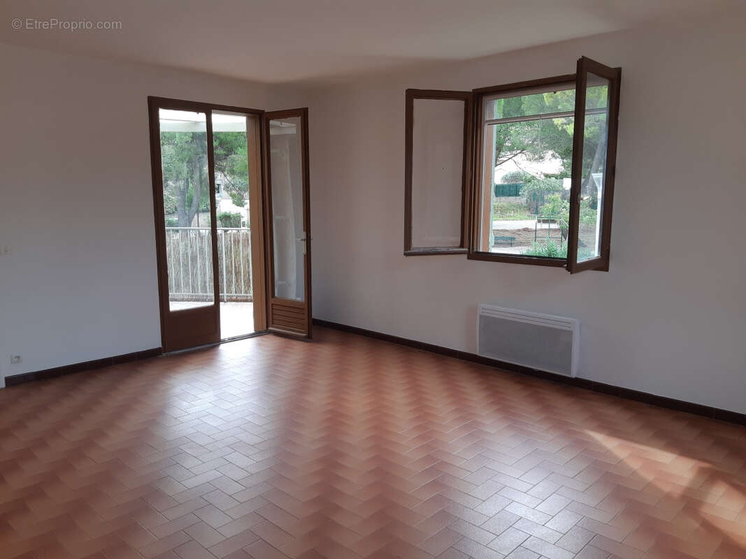 Appartement à HYERES
