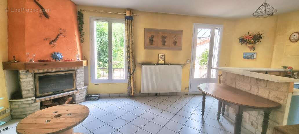 Maison à MONTMORENCY