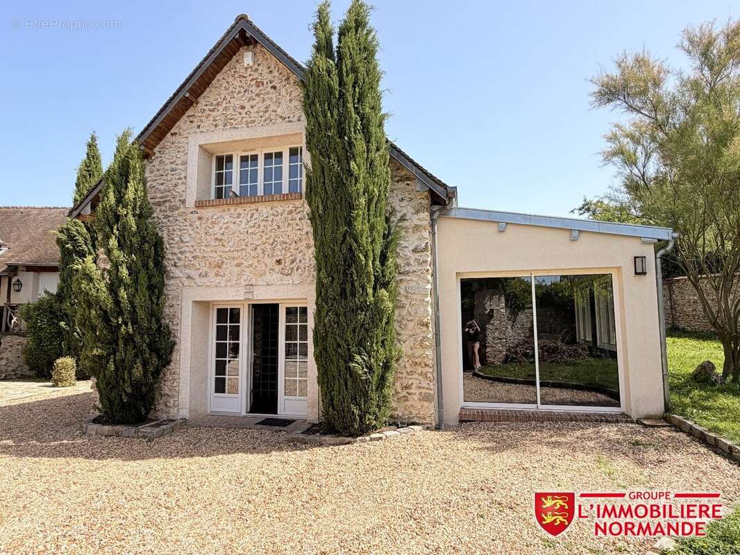 Maison à PACY-SUR-EURE