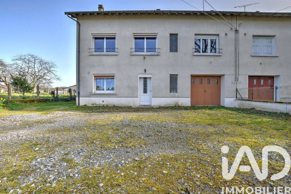 Photo 1 - Maison à LINARDS