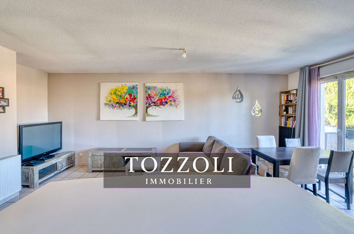 Appartement à HEYRIEUX