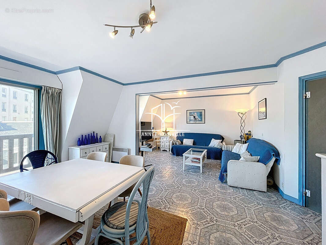 Appartement à DEAUVILLE