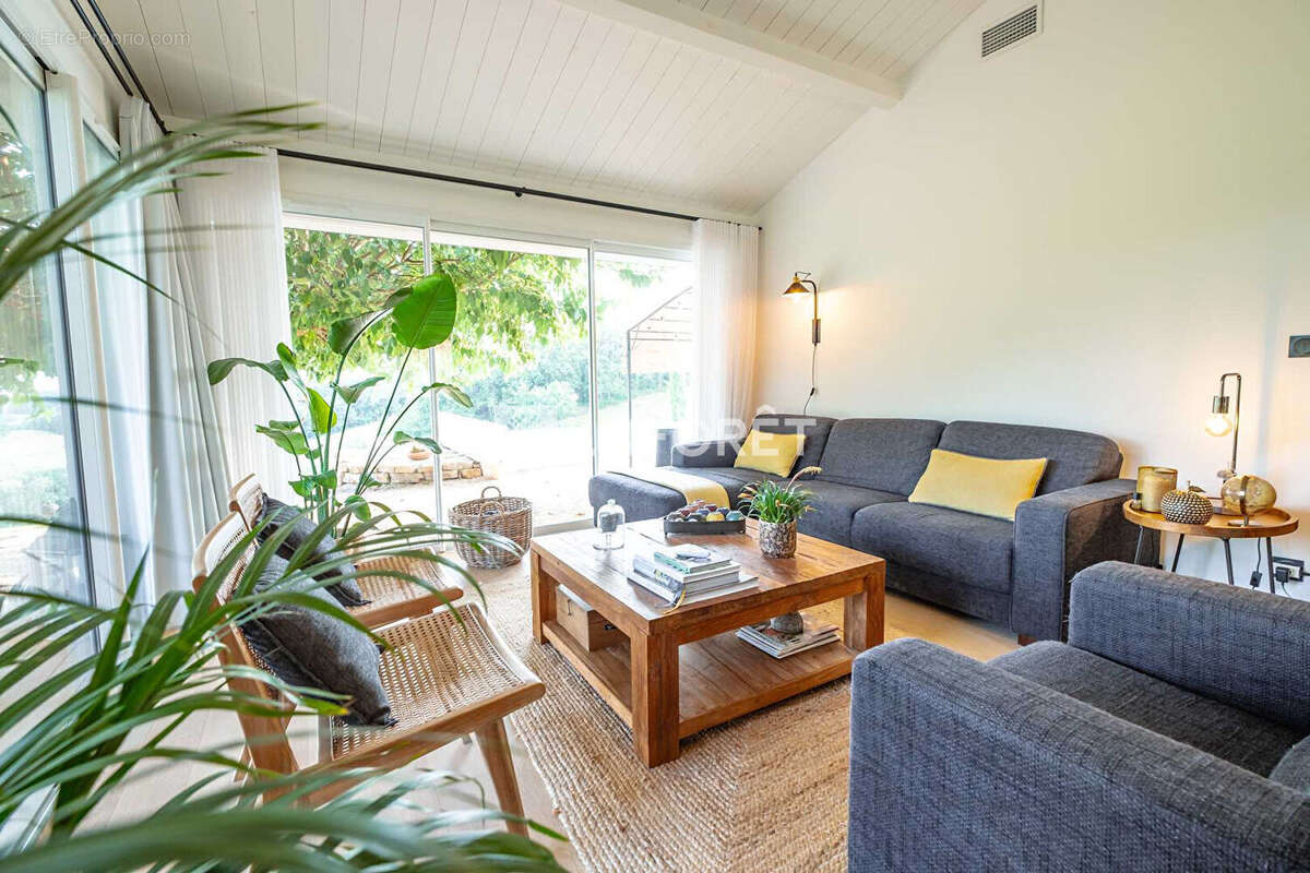 Maison à LISLE-SUR-TARN