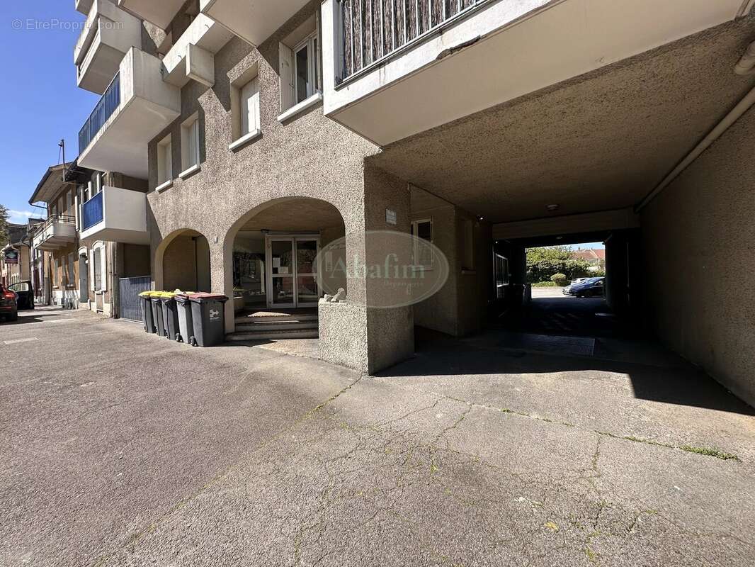 T2 avec parking privatif - photo 13
